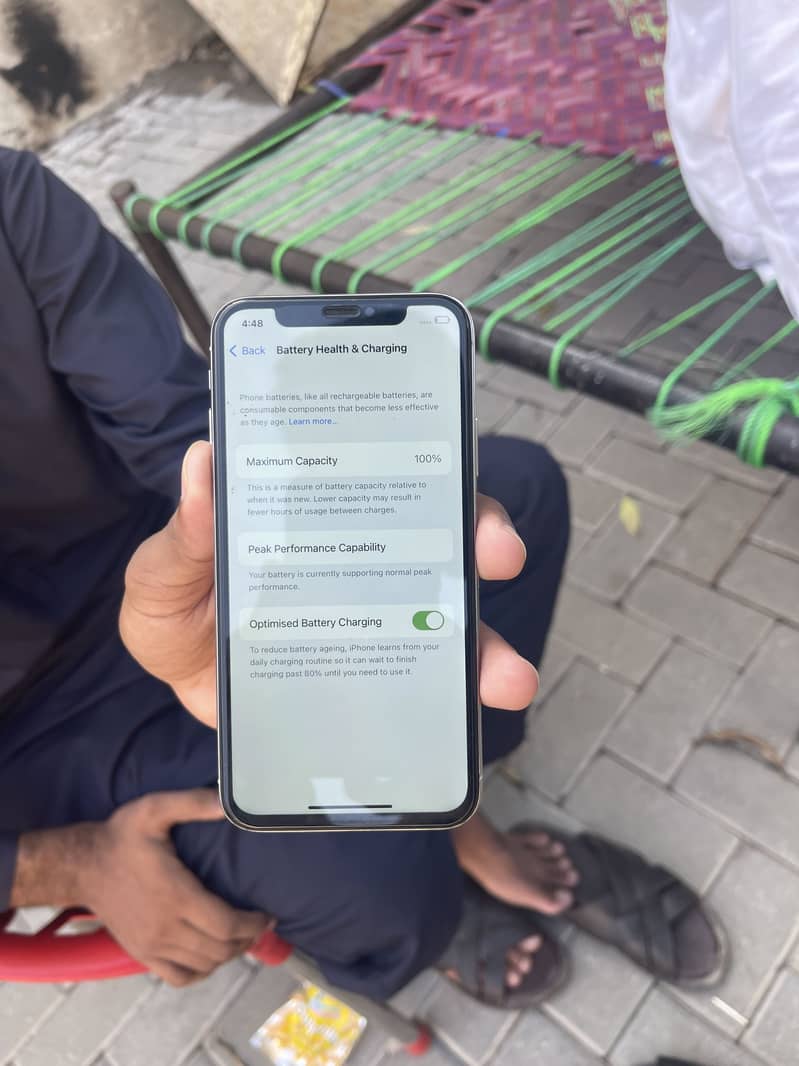 Apple iPhone X 5