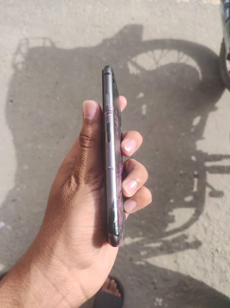 Apple iPhone 8 2