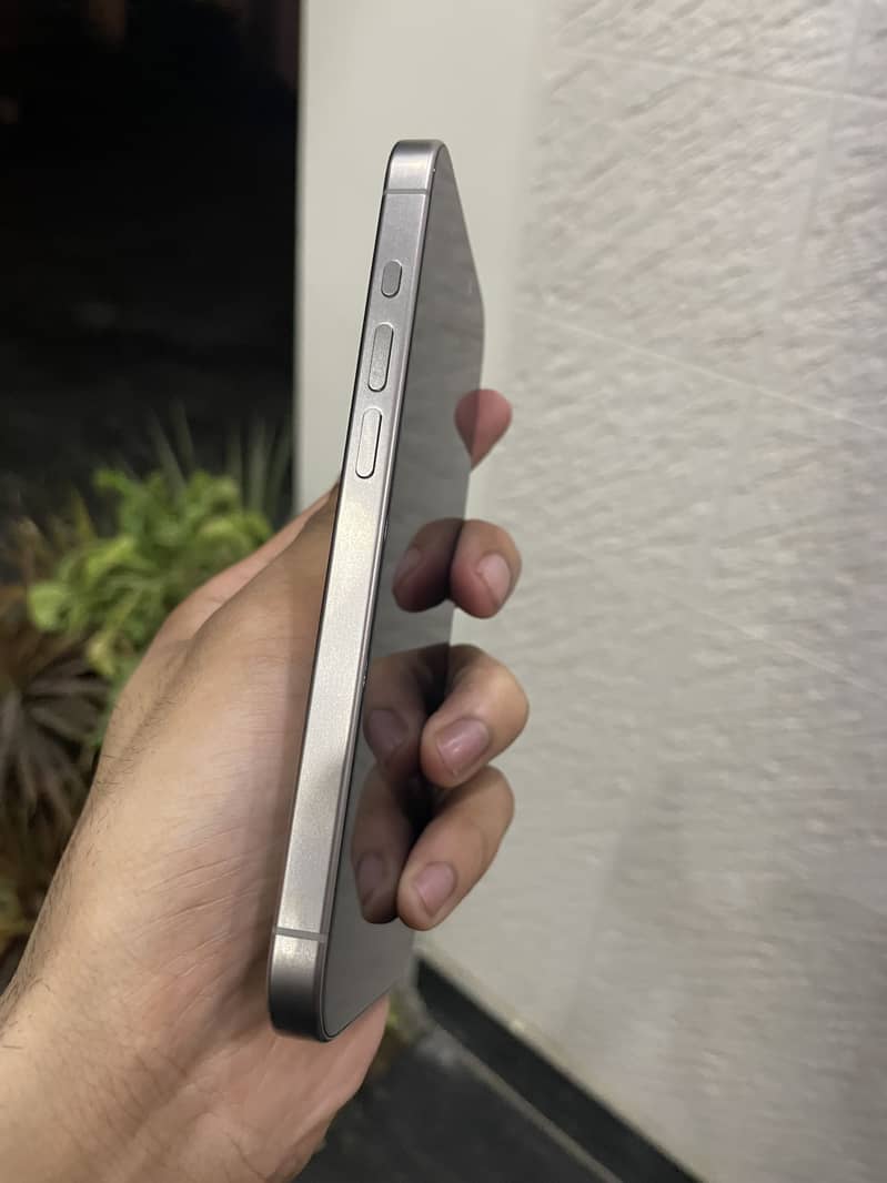 Iphone 15 pro 2