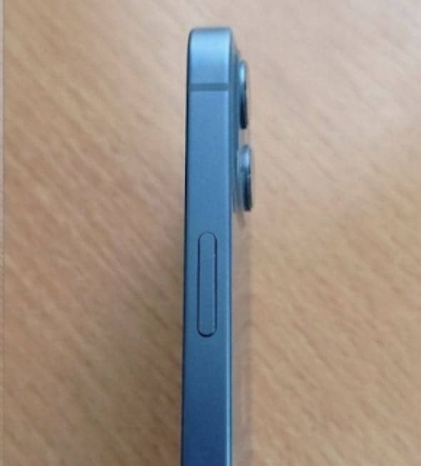 Apple iPhone 13 3