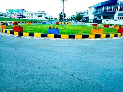 8 MARLA PLOT FOR SALE F-17 ISLAMABAD ALL FACILITY AVAILABLE