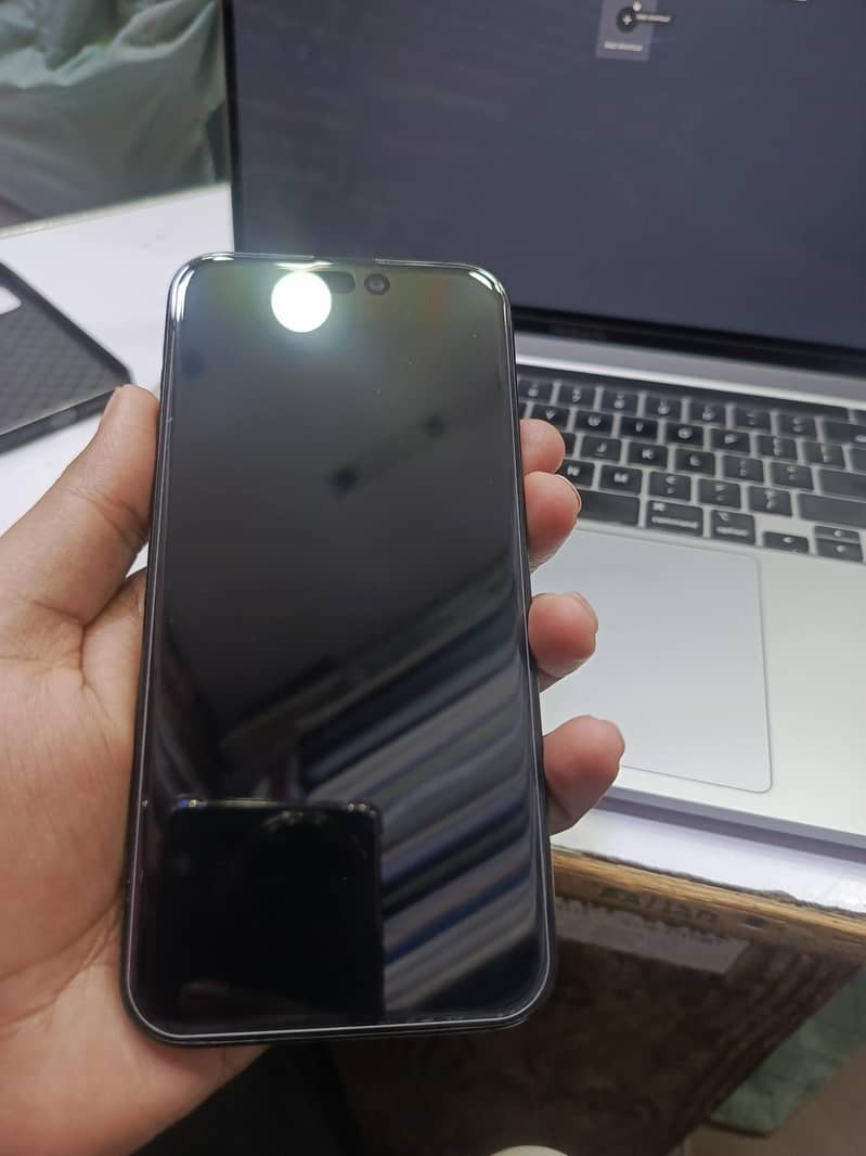 Apple iPhone 15 Pro Max 1