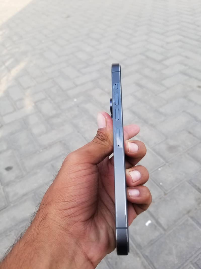Apple iPhone 13 Pro Max 3