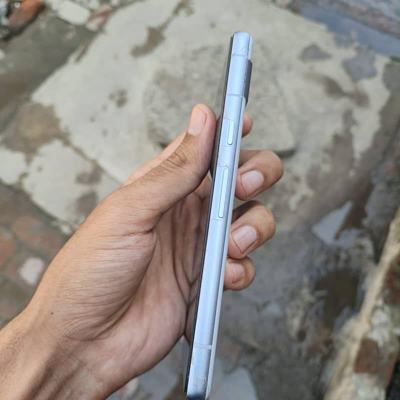 Google Pixel 7a 1