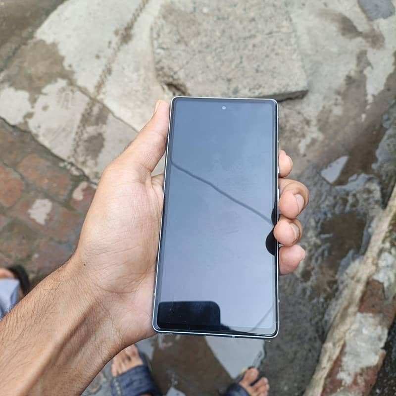 Google Pixel 7a 5