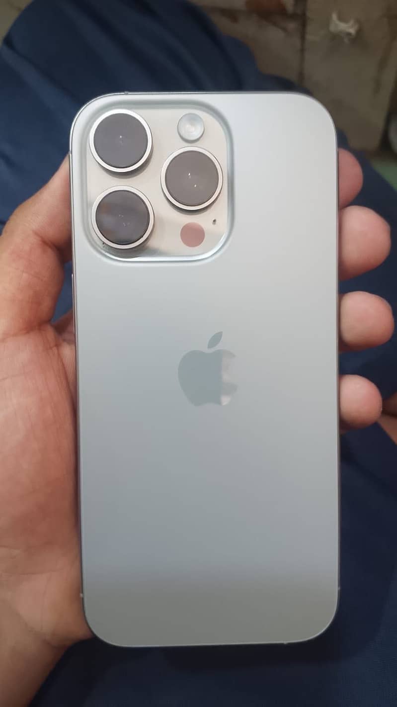 iphone 16 pro 2