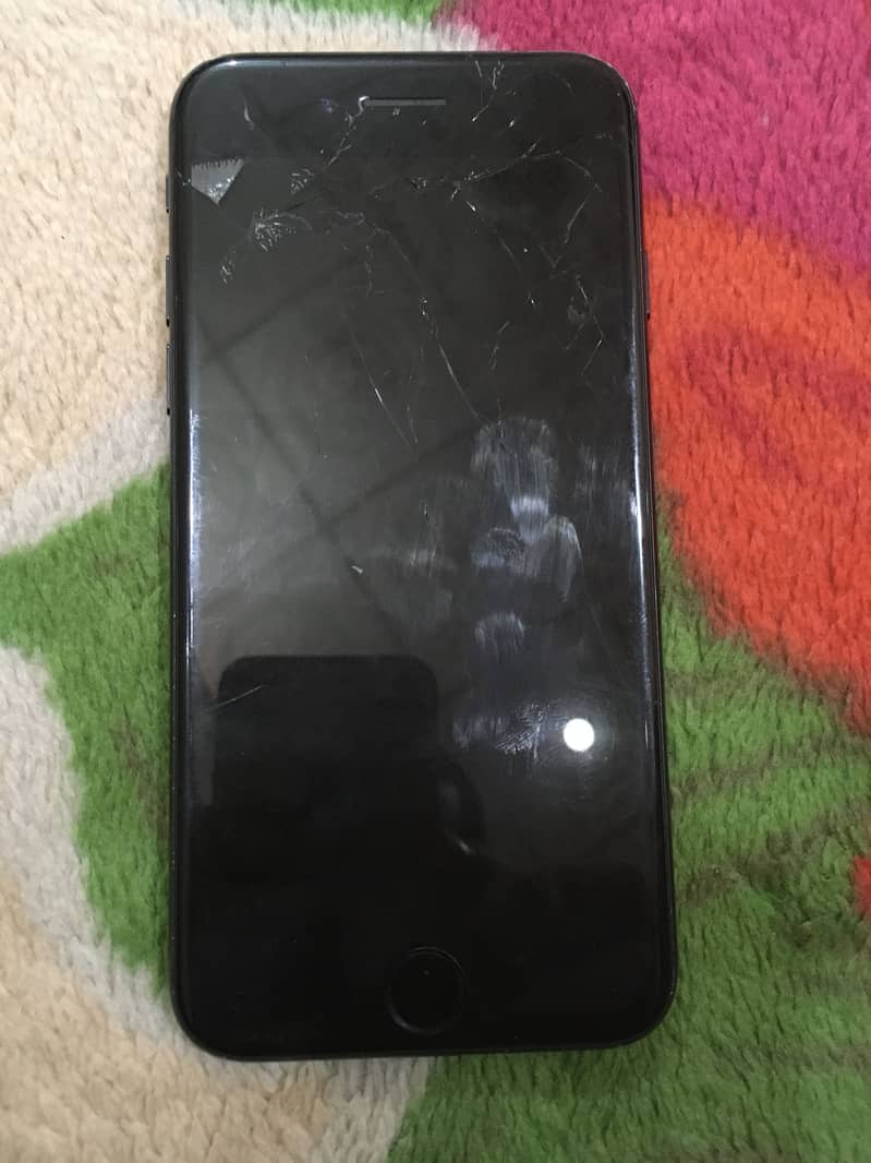 Apple iPhone 7 4
