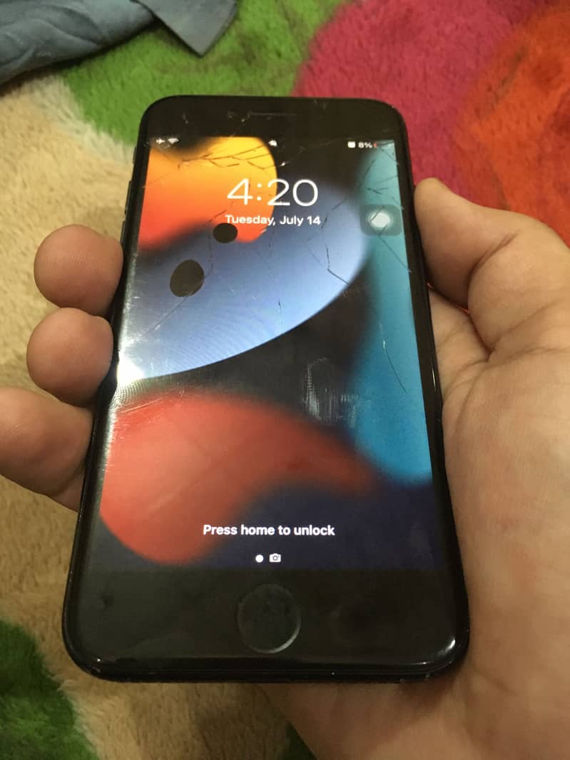 Apple iPhone 7 5