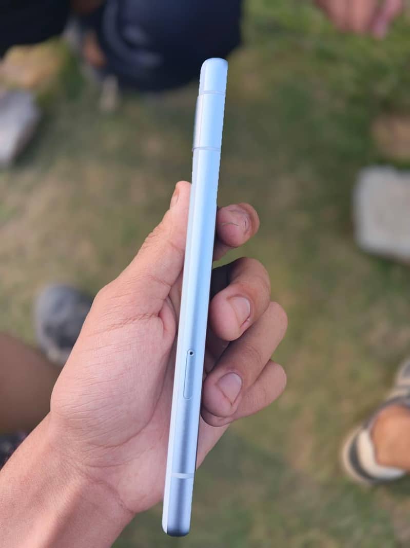 Google Pixel 7a 2