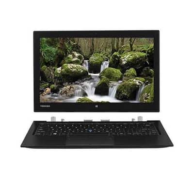 Toshiba laptop core m5 8GB RAM 128 SSD