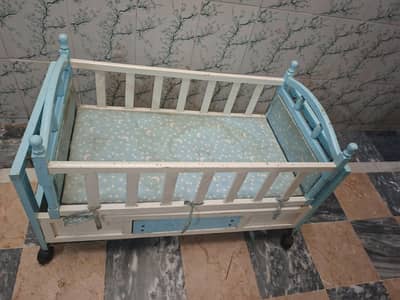 baby cart . . . bacho k sony k lia jhoola. . . age from 1 month to 3 years