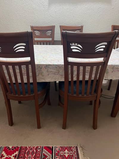 6 seater dining table