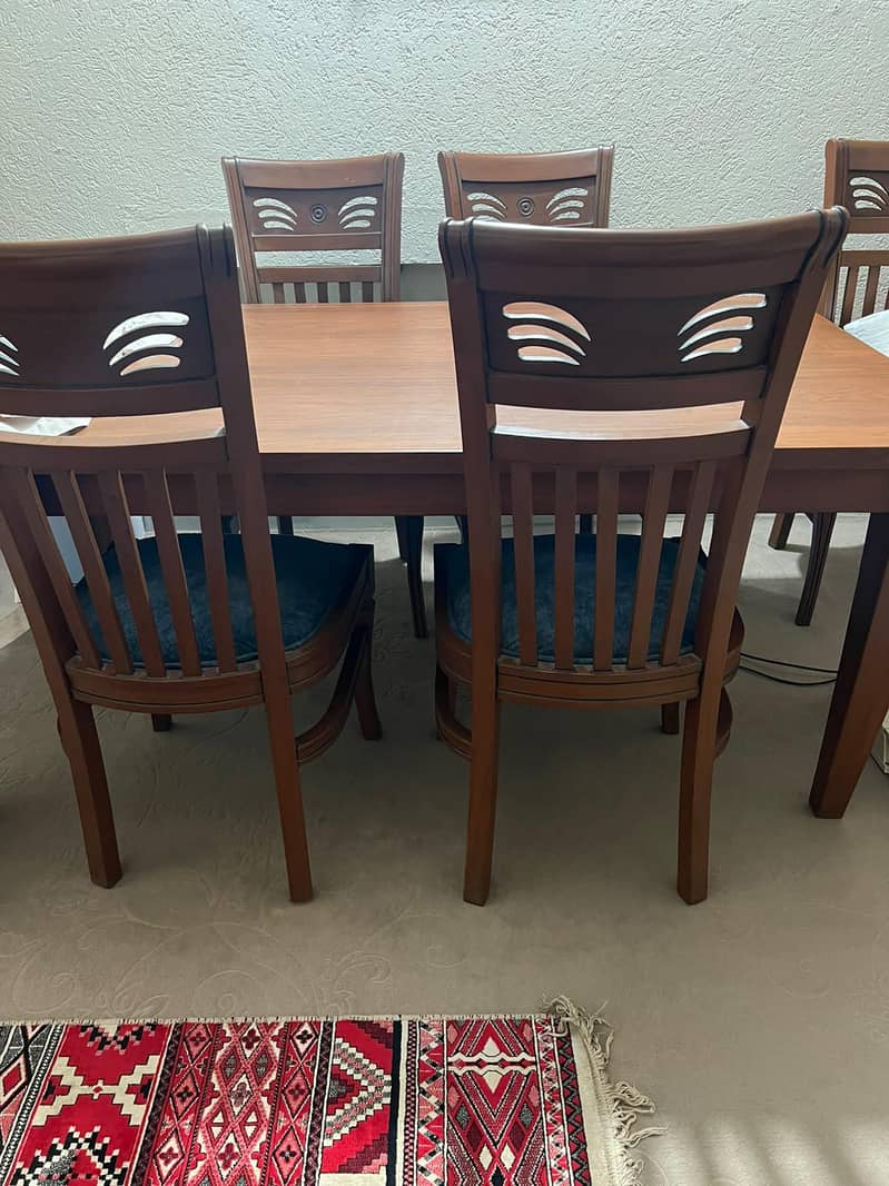 6 seater dining table 1