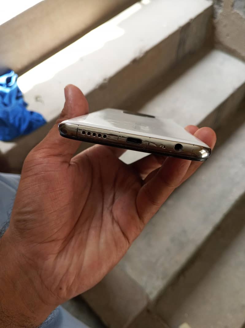 Infinix Note 7 4
