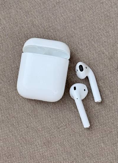 Apple AirPods 2