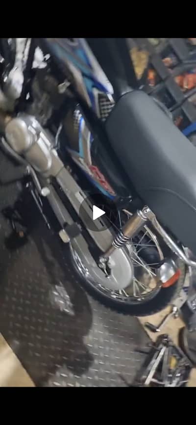 Upgrade 2025 model 19 aal look like new condition cntkt z311f993nine74