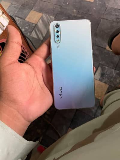 Vivo S1