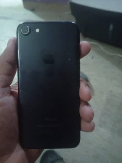 Apple iPhone 7