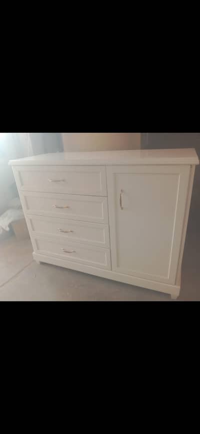 Baby changing table