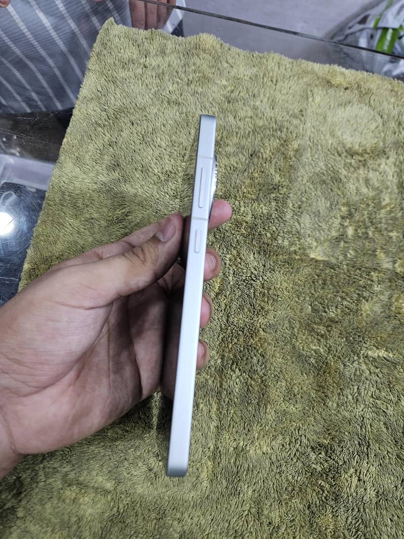 One Plus 13R 5
