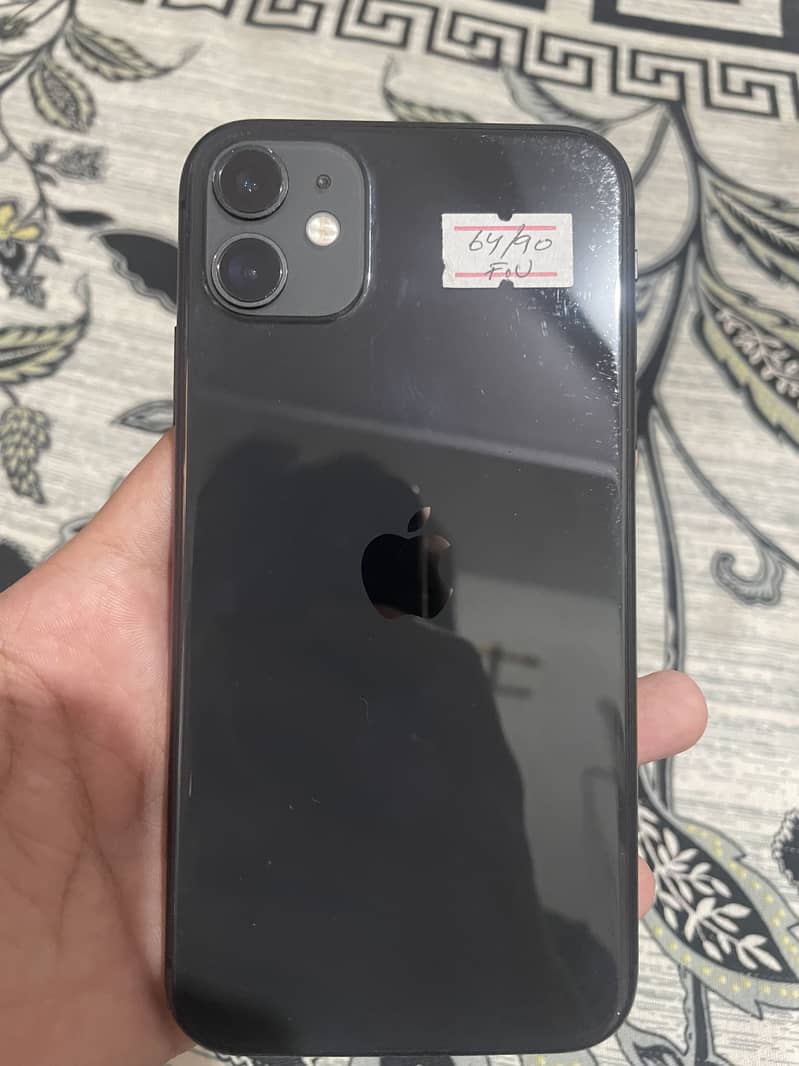 IPHONE 11 0