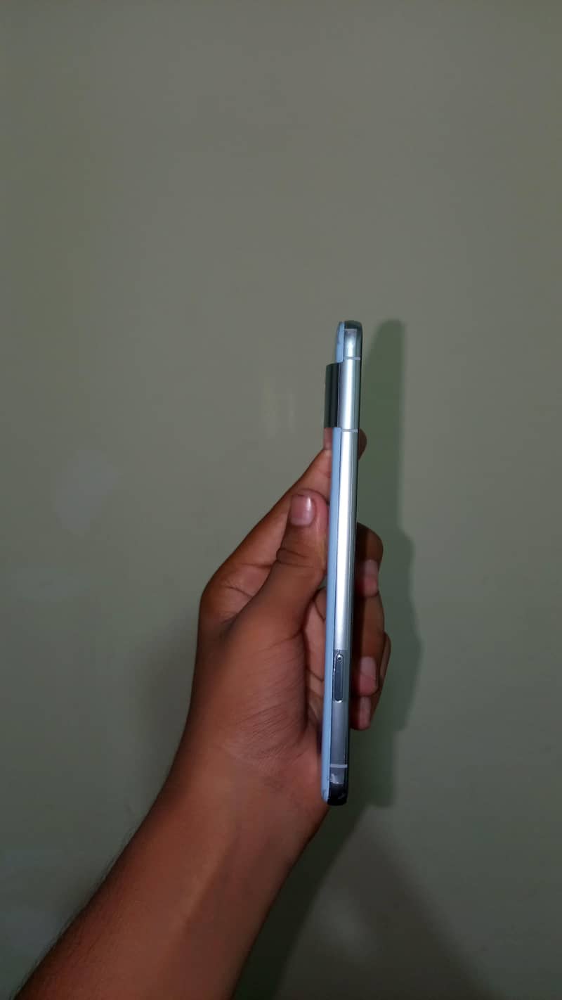 Google Pixel 8 Pro 3