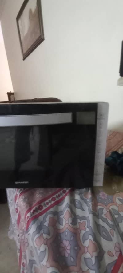 Sharp Microwave Oven | Excellent Condition | Fully Working