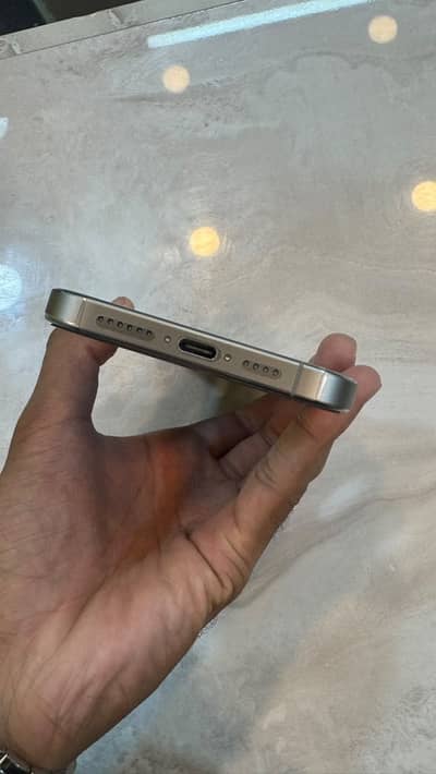 Iphone 15 pro max jv