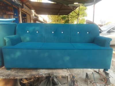 sofa set poshing available