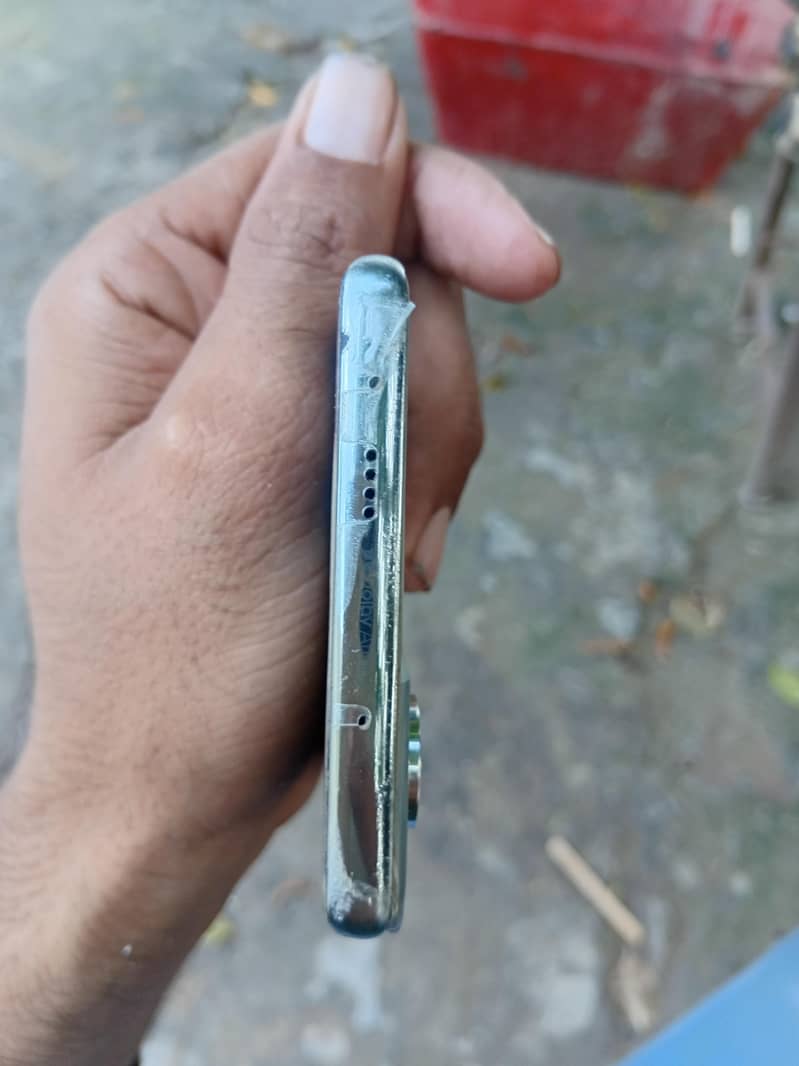 Tecno CAMON 40 Pro 3
