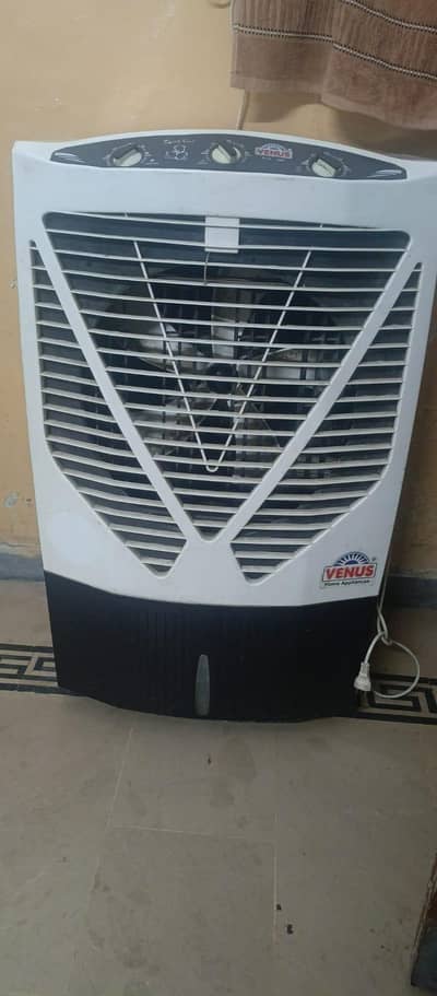 Very good condition air cooler available in very reasonable price