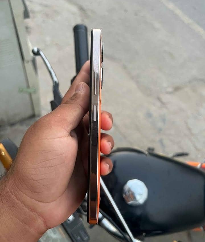 Infinix Note 30 1