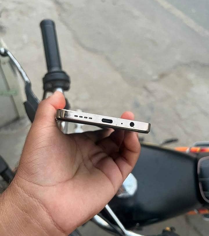 Infinix Note 30 3
