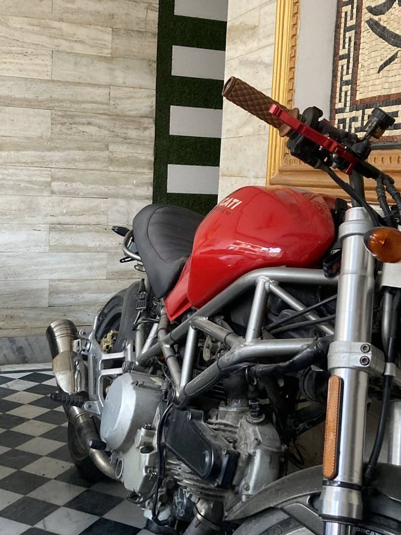 DUCATI MONSTER 3