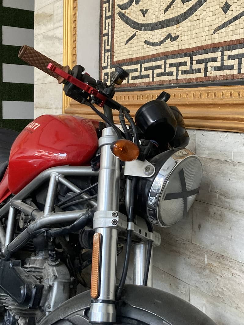 DUCATI MONSTER 4