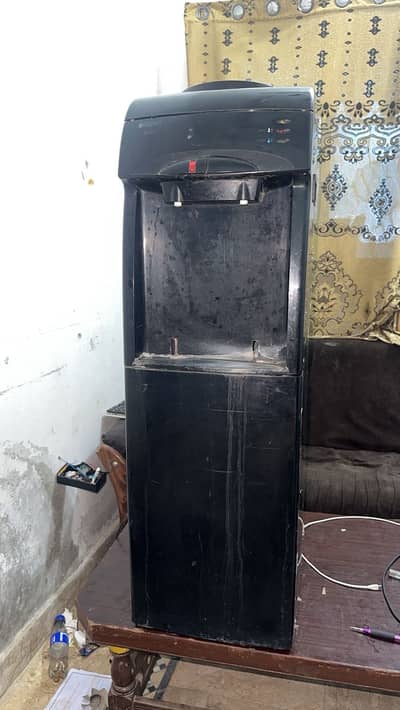 Orient water dispenser