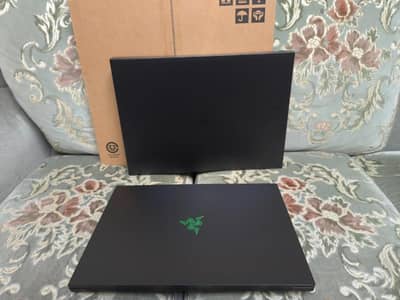 Razer Blade 18 2025 RTX 5090 Ultra 9 275HX 64GB RAM 4TB SSD UHD+ 240Hz