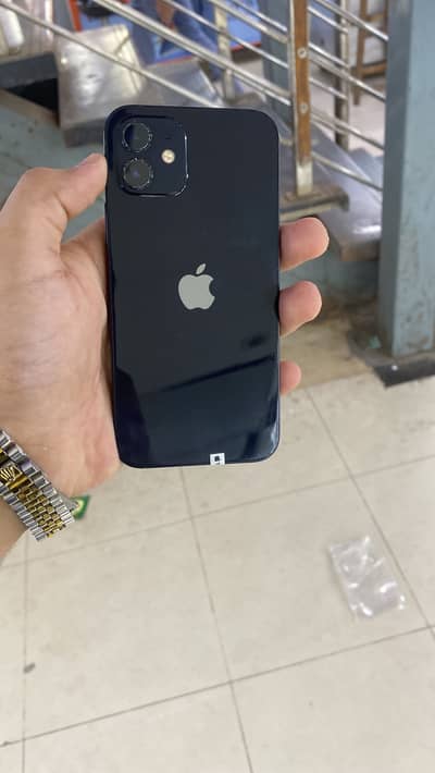 Apple iPhone 12