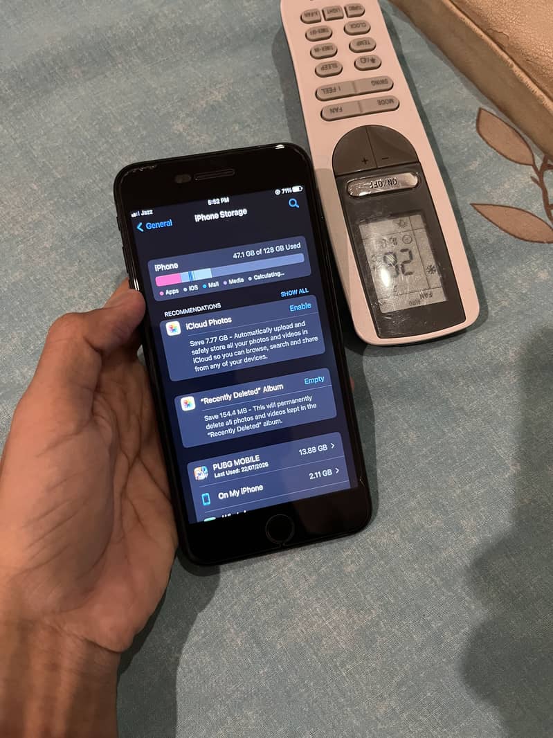 Apple iPhone 7 Plus 1