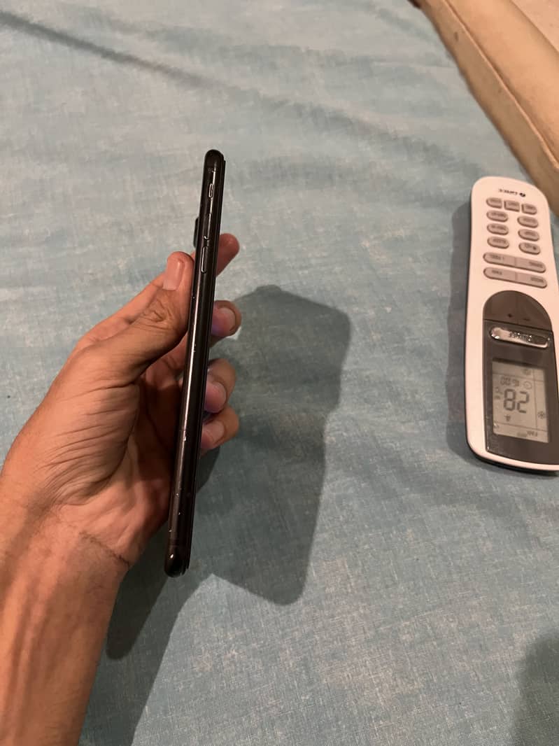 Apple iPhone 7 Plus 4