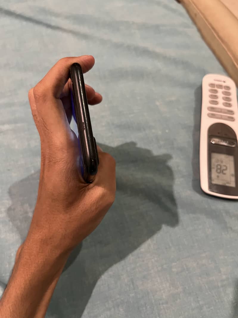 Apple iPhone 7 Plus 6