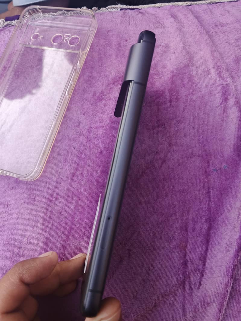 Google Pixel 8 2