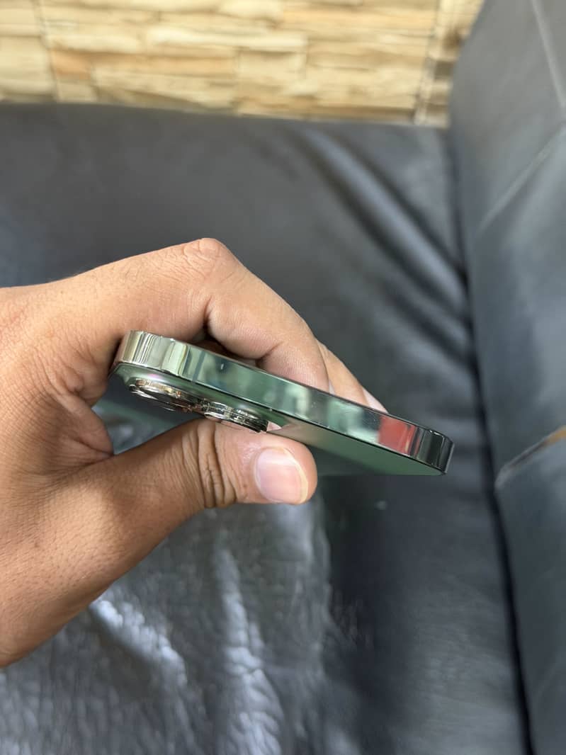 Iphone 13 pro max 1
