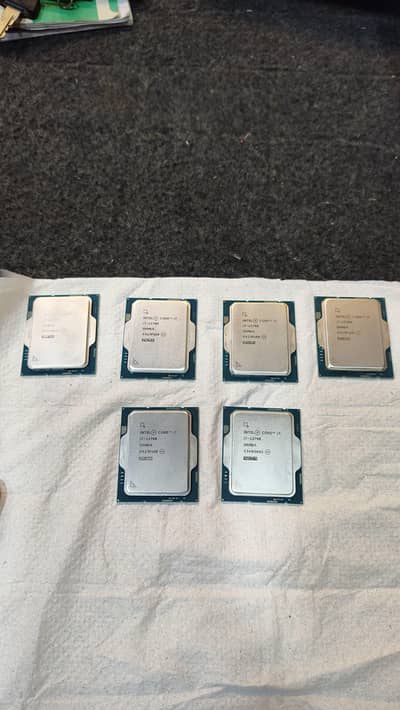 i7 13700 System Pulled 10/10 Condition