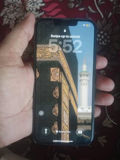 Apple iPhone 13