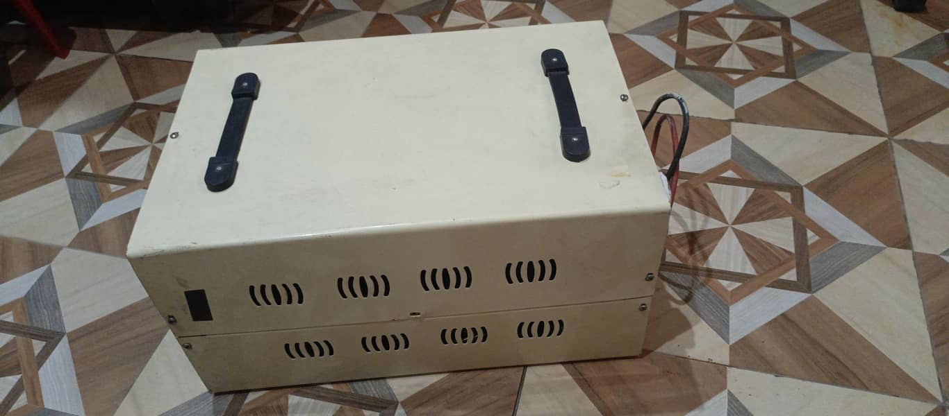 universal Automatic Voltage Stablizer 2