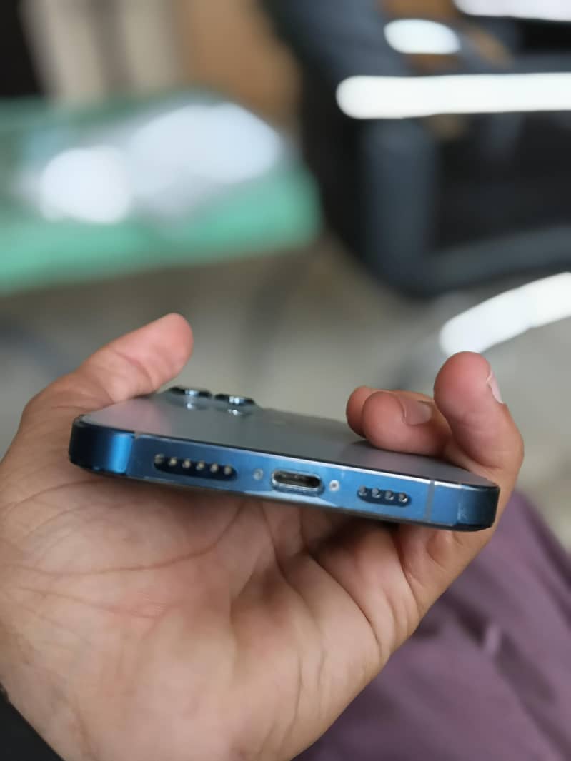 IPHONE 13 PRO MAXX 1