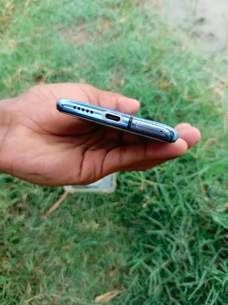 One Plus 7T 3