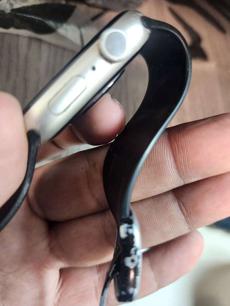 Apple smart watch 1