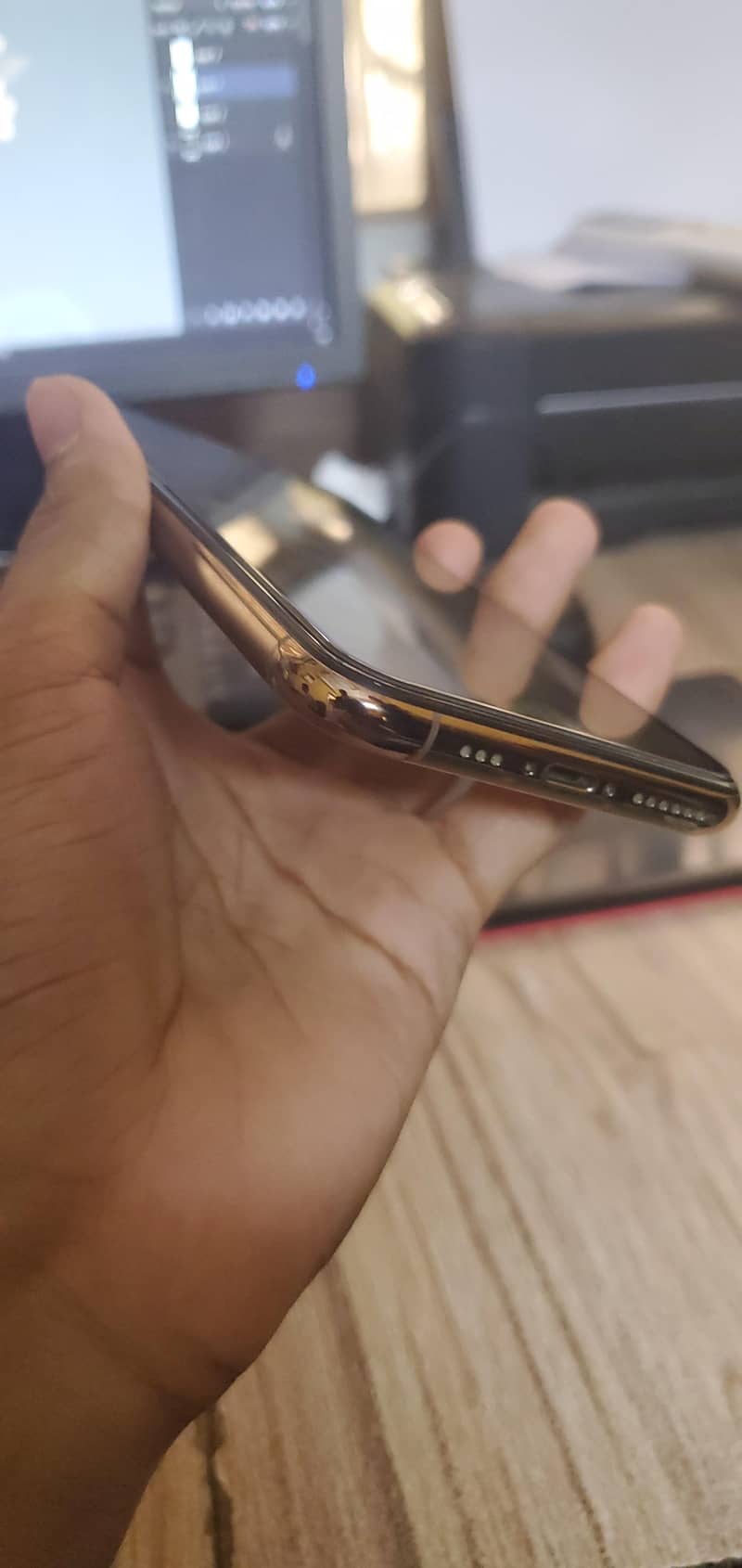 Apple iPhone 11 Pro 3